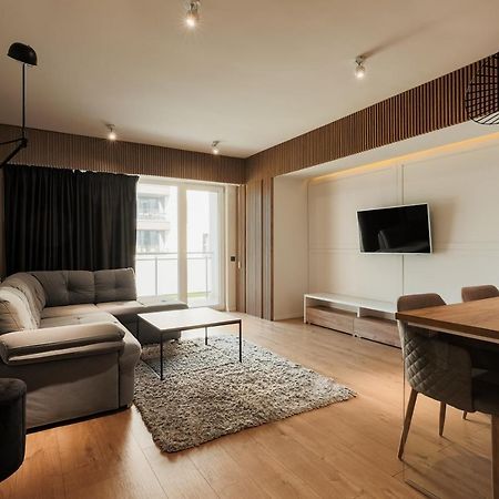 Nest Inn Stiletto Apartment Cluj-Napoca Eksteriør bilde