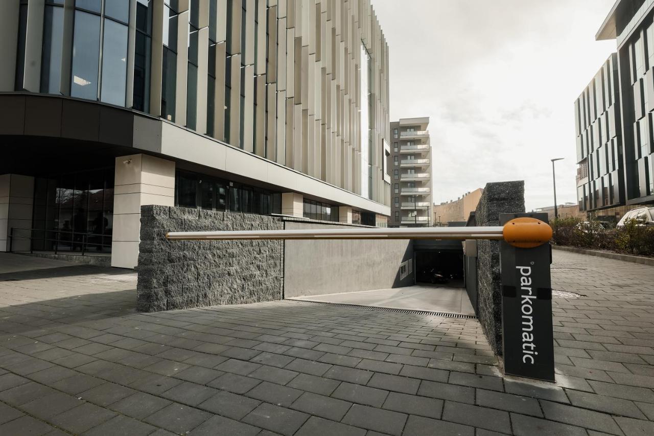 Nest Inn Stiletto Apartment Cluj-Napoca Eksteriør bilde